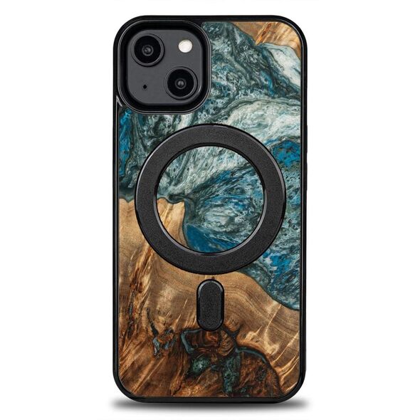 Wood and resin case for iPhone 15 Plus MagSafe Bewood Unique Planet Earth - blue-green